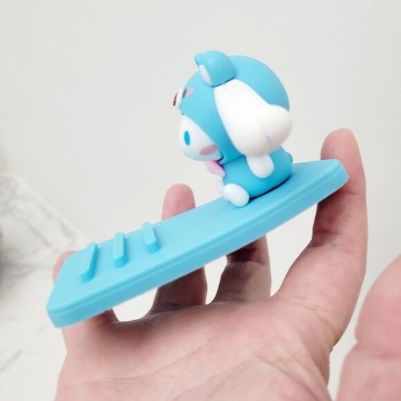 Brand New Cinnamoroll Cell Phone Holder Stand - Picture 2 of 5